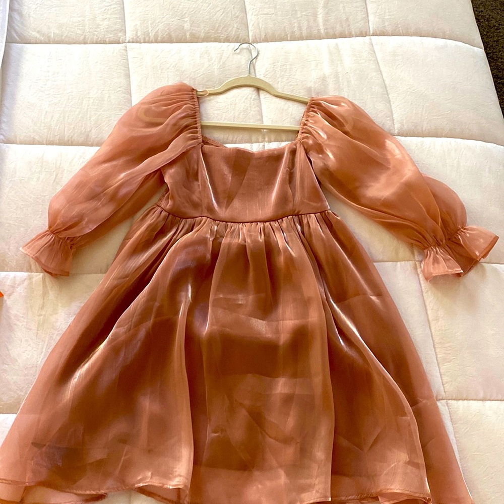 Mid sleeve dress